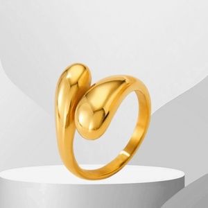 Gold Toned Ring